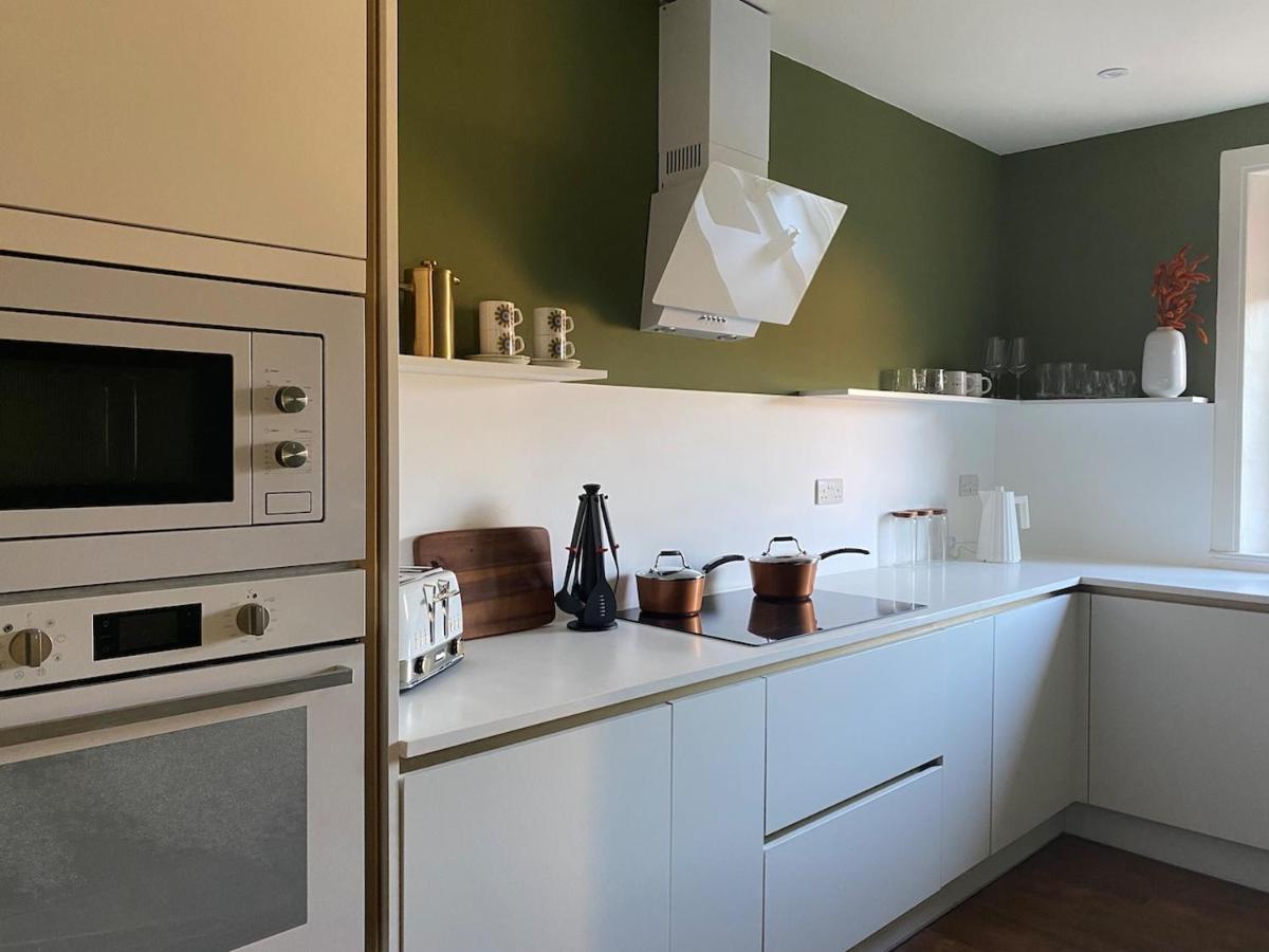Arbroath Luxury Apartment In Mcm Style Exteriör bild