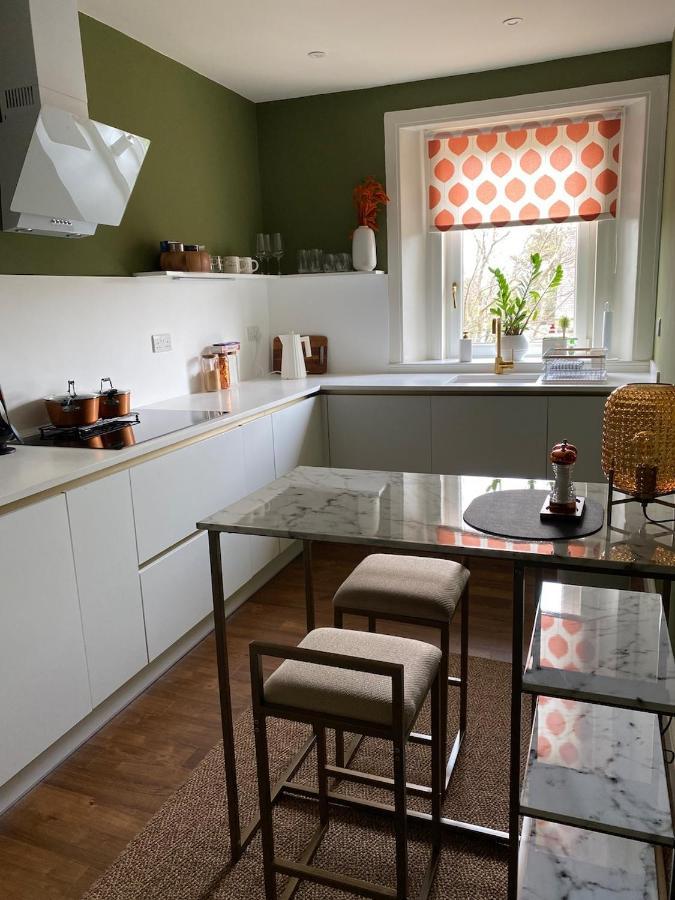 Arbroath Luxury Apartment In Mcm Style Exteriör bild